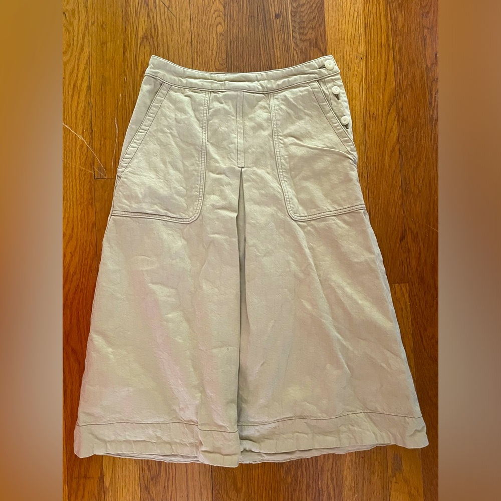 Toast canvas skirt